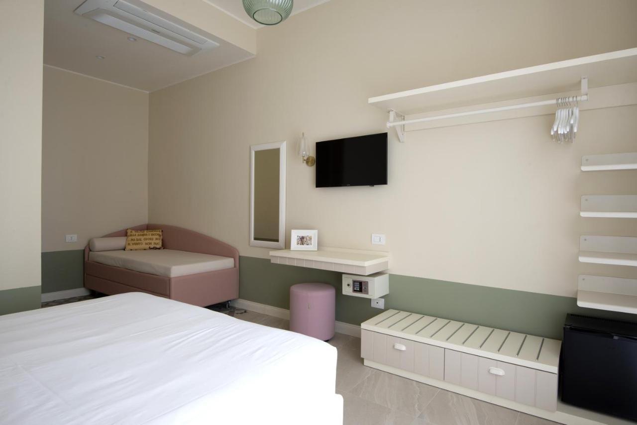 Hotel Pan di Zenzero Rimini Esterno foto